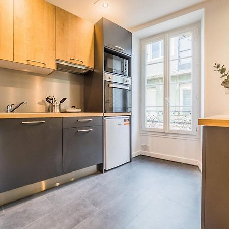 Le Contemporain - 1 Chambre บรีฟ-ลา-เกยยาร์ด ภายนอก รูปภาพ