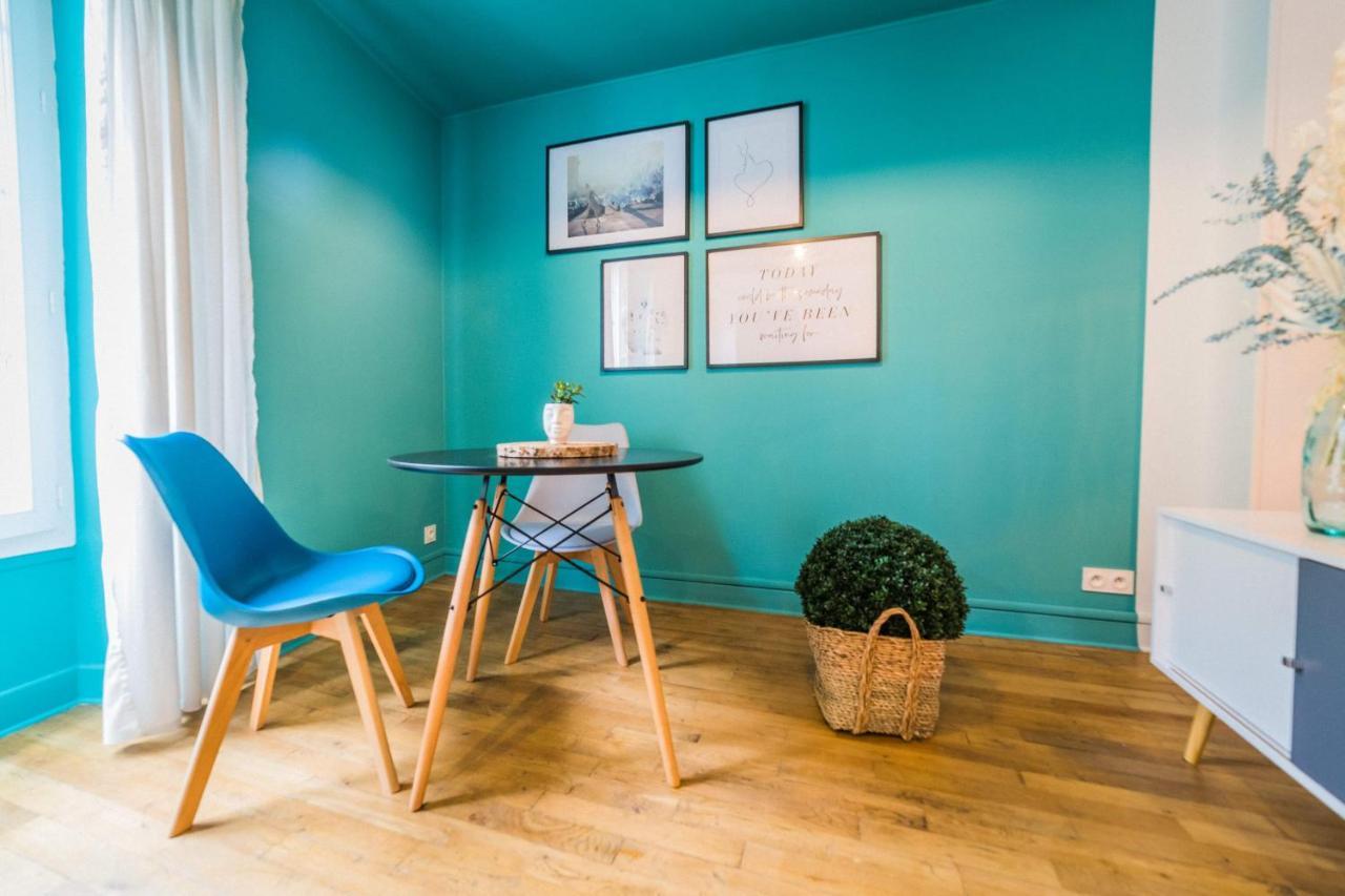 Le Contemporain - 1 Chambre บรีฟ-ลา-เกยยาร์ด ภายนอก รูปภาพ